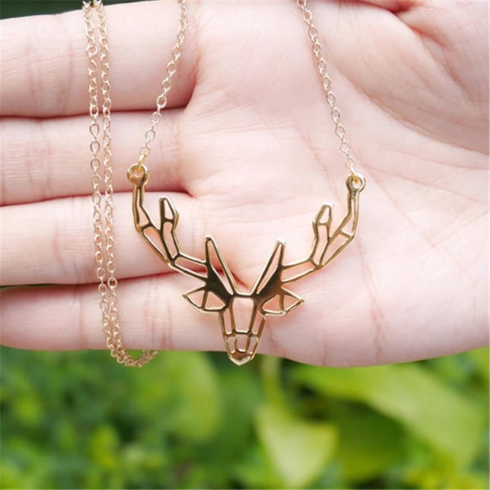 Woman Pendant Necklace